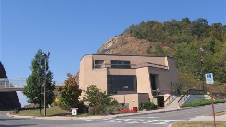 Sideling Hill Welcome center