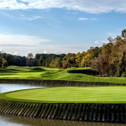 Golf hole at Links at Perry Cabin